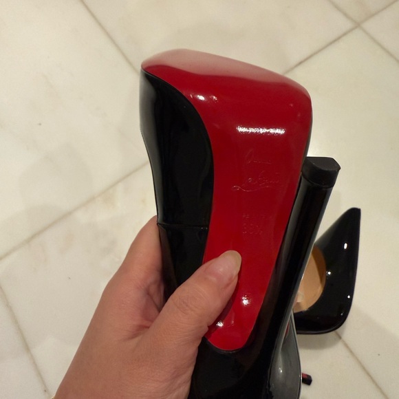 Christian Louboutin Glossy Black Heels - Picture 4 of 4
